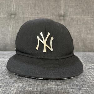 New York Yankees 100th Anniversary Snapback Hat Black Silver Logo New Era 9FIFTY